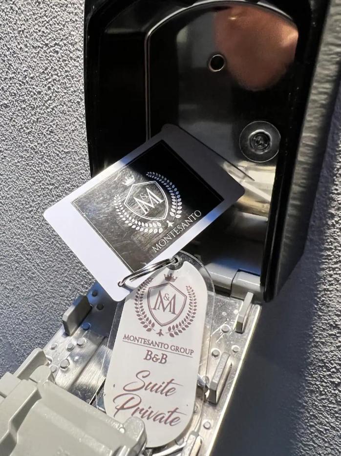 Couette-café Elegant Nel Centro Di Naples